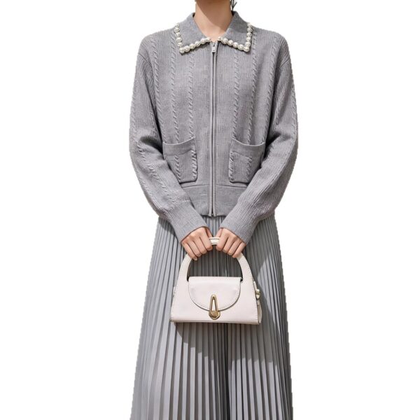 Women's Cardigan Long Sleeve Sweater Manufacturer - MOQ 100 pcs - Style 10001 Women's Cardigan Long Sleeve Sweater Manufacturer - MOQ 100 pcs - Style 10001