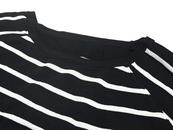 Women's Pullover Crew Neck Sweater Manufacturer - MOQ 100 pcs - Style 1201