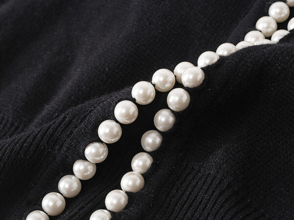 Women's Cardigan Crew Neck Long Sleeve Sweater Manufacturer - MOQ 100 pcs - Style 37004