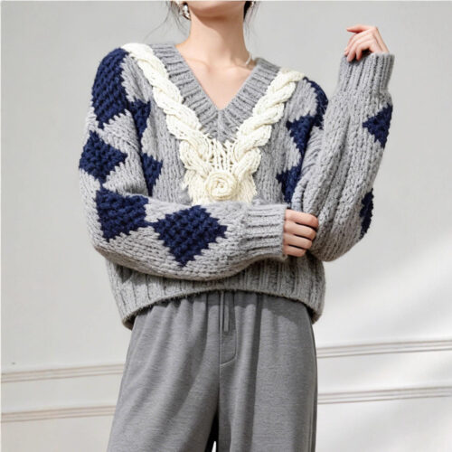 Women's Pullover V Neck Long Sleeve Sweater Manufacturer - MOQ 100 pcs - Style 41105