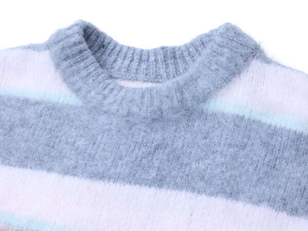 Women's Pullover Crew Neck Long Sleeve Sweater Manufacturer - MOQ 100 pcs - Style 41106