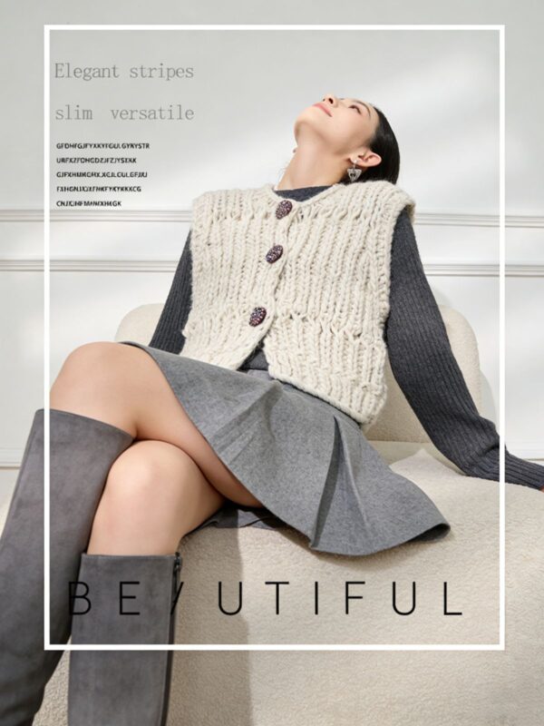 Women's Cardigan Crew Neck Knitwear Manufacturer - MOQ 100 pcs - Style 41107 Women's Cardigan Crew Neck Knitwear Manufacturer - MOQ 100 pcs - Style 41107