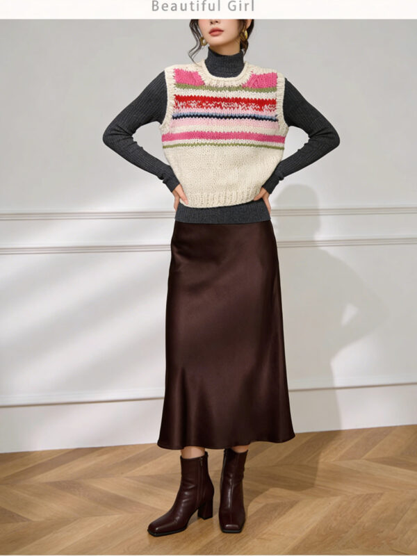Women's Crew Neck Knitwear Manufacturer - MOQ 100 pcs - Style 41111 Women's Crew Neck Knitwear Manufacturer - MOQ 100 pcs - Style 41111