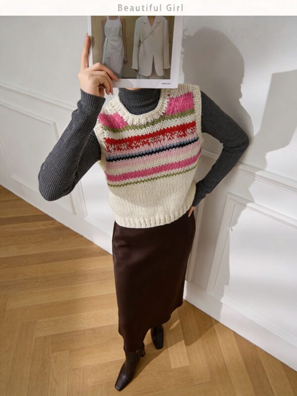 Women's Crew Neck Knitwear Manufacturer - MOQ 100 pcs - Style 41111 Women's Crew Neck Knitwear Manufacturer - MOQ 100 pcs - Style 41111