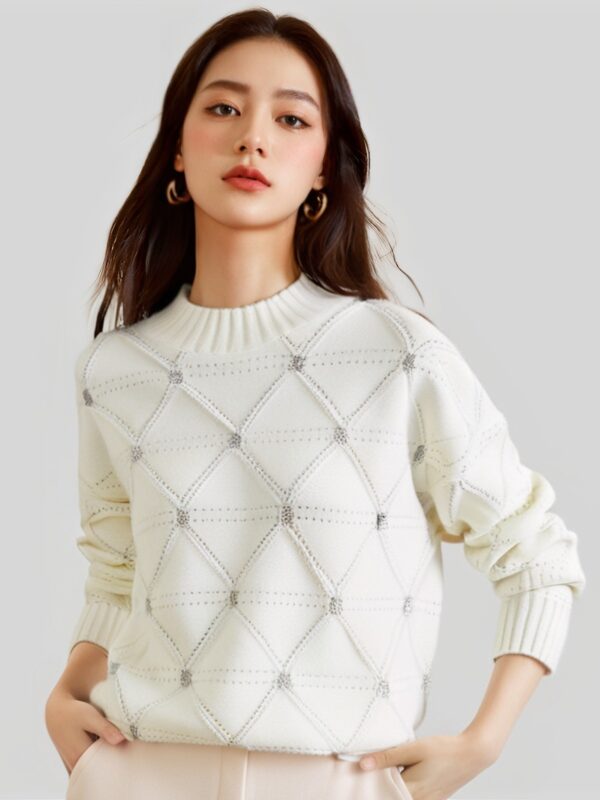 Women's Pullover Long Sleeve Sweater Manufacturer - MOQ 100 pcs - Style 52010