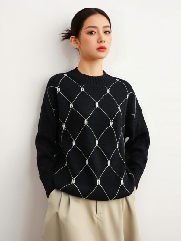 Women's Pullover Long Sleeve Sweater Manufacturer - MOQ 100 pcs - Style 52010