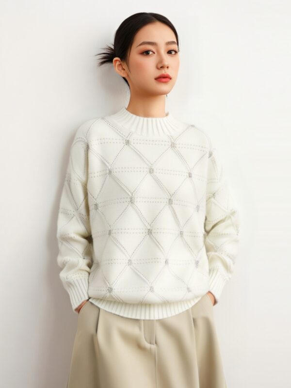Women's Pullover Long Sleeve Sweater Manufacturer - MOQ 100 pcs - Style 52010