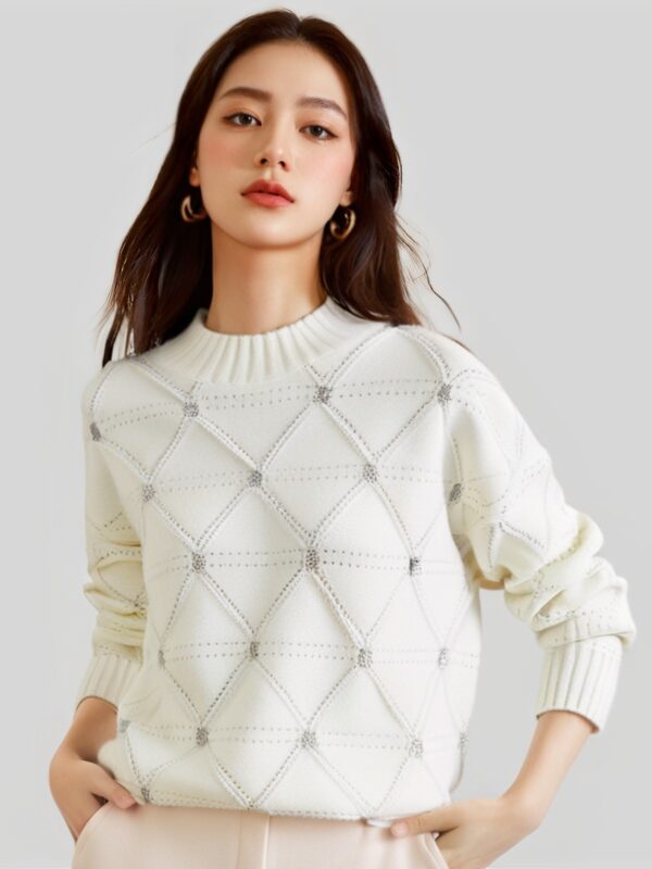 Women's Pullover Long Sleeve Sweater Manufacturer - MOQ 100 pcs - Style 52010