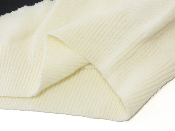 Women's Pullover Long Sleeve Sweater Manufacturer - MOQ 100 pcs - Style 58020