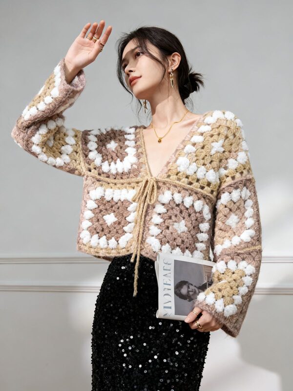 Women's Cardigan V Neck Long Sleeve Sweater Manufacturer - MOQ 100 pcs - Style 58055