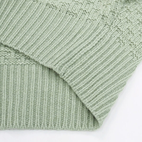 Women's V Neck Long Sleeve Sweater Manufacturer - MOQ 100 pcs - Style 7020