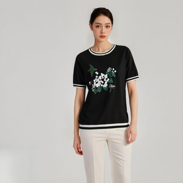Women's Pullover Crew Neck Short Sleeve Sweater Manufacturer - MOQ 100 pcs - Style 7025