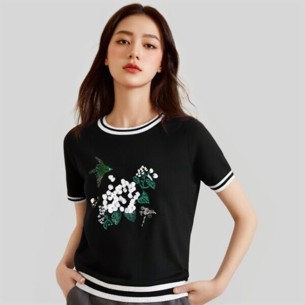 Women's Pullover Crew Neck Short Sleeve Sweater Manufacturer - MOQ 100 pcs - Style 7025