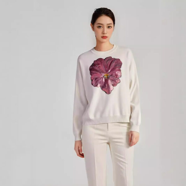 Women's Pullover Crew Neck Long Sleeve Sweater Manufacturer - MOQ 100 pcs - Style 7031