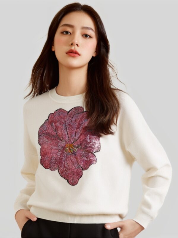 Women's Pullover Crew Neck Long Sleeve Sweater Manufacturer - MOQ 100 pcs - Style 7031