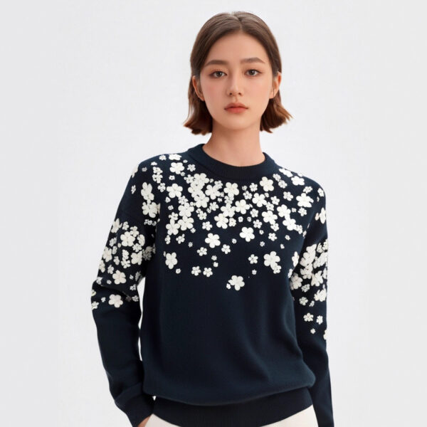 Women's Pullover Crew Neck Long Sleeve Sweater Manufacturer - MOQ 100 pcs - Style 7034