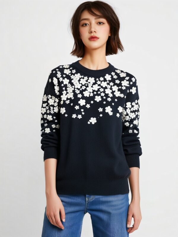 Women's Pullover Crew Neck Long Sleeve Sweater Manufacturer - MOQ 100 pcs - Style 7034