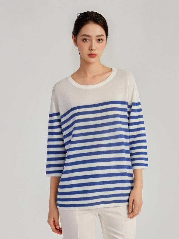 Women's Pullover Crew Neck Sweater Manufacturer - MOQ 100 pcs - Style 7044