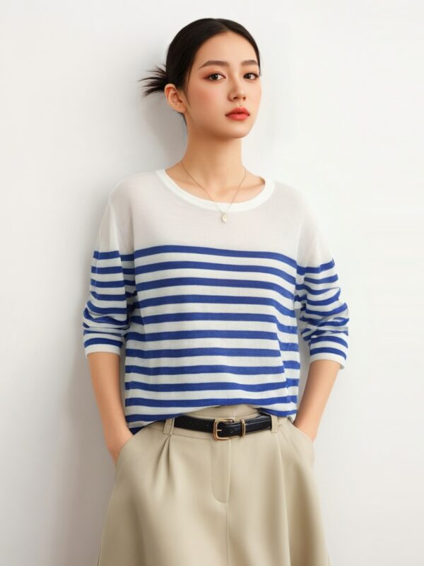 Women's Pullover Crew Neck Sweater Manufacturer - MOQ 100 pcs - Style 7044