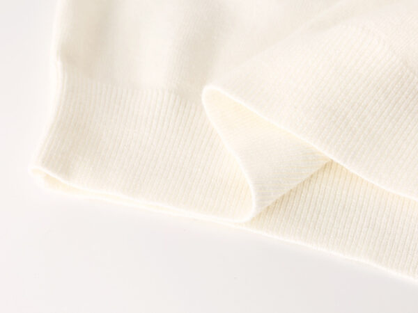 Women's Pullover Crew Neck Long Sleeve Sweater Manufacturer - MOQ 100 pcs - Style 7089