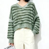 Women's Pullover Long Sleeve Sweater Manufacturer - MOQ 100 pcs - Style 7136