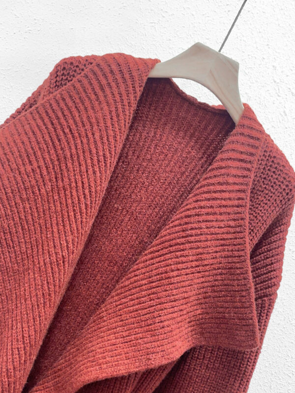 Women's Cardigan Long Sleeve Sweater Manufacturer - MOQ 100 pcs - Style 7138