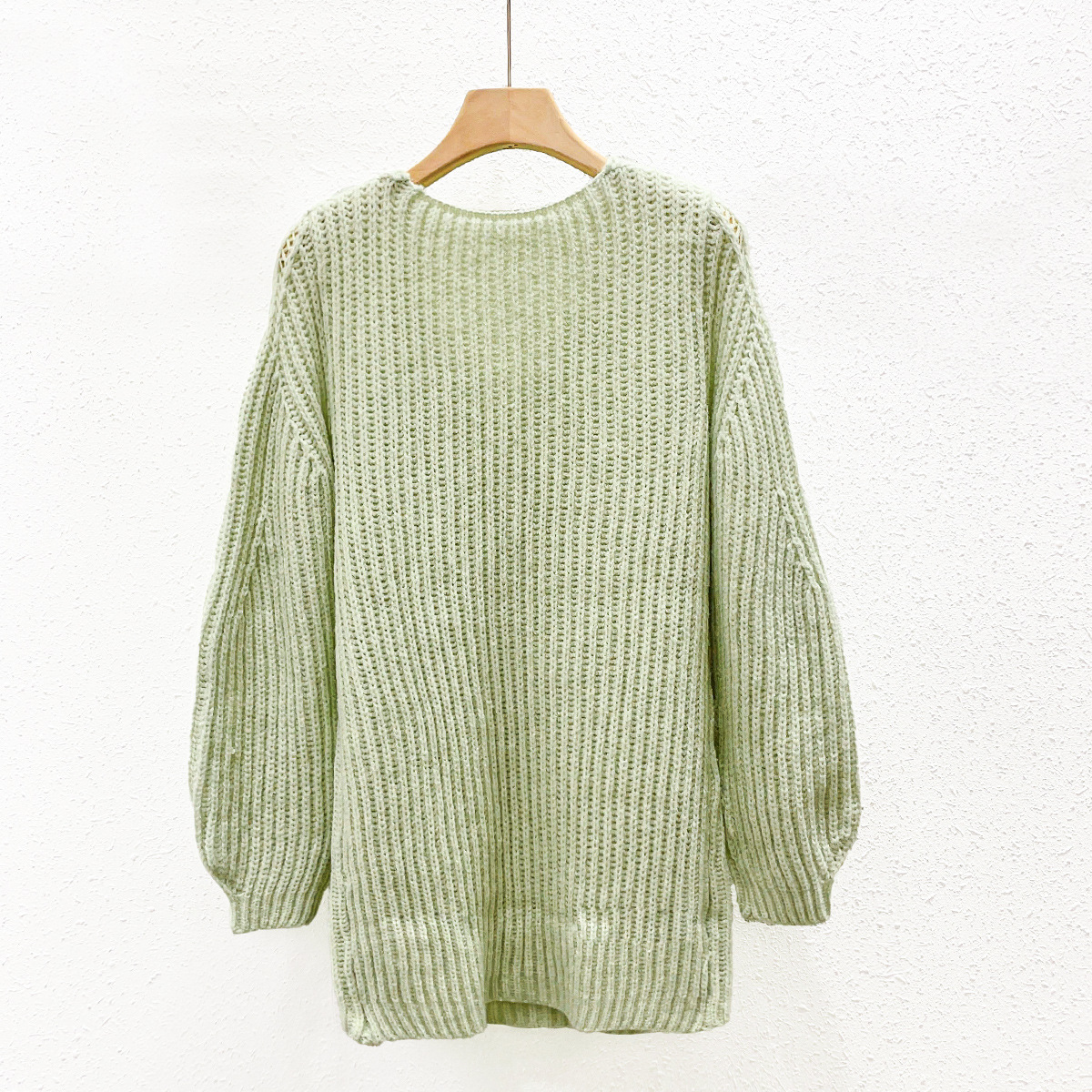 Women's Viscose Fiber Pullover V Neck Long Sleeve Sweater Manufacturer - MOQ 100 pcs - Style 7142