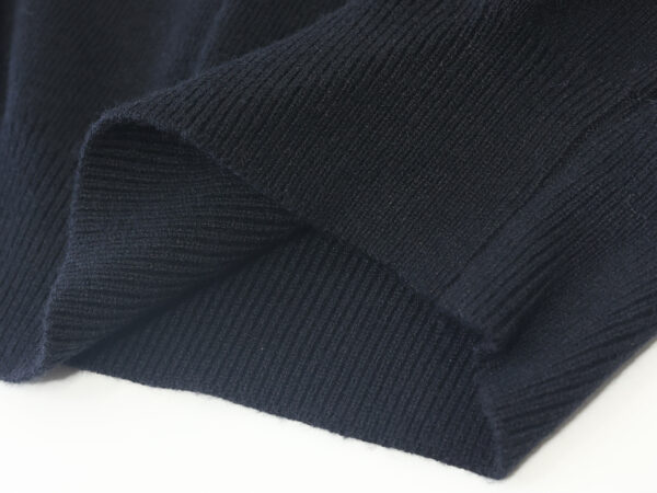Women's Pullover Crew Neck Long Sleeve Sweater Manufacturer - MOQ 100 pcs - Style 7158