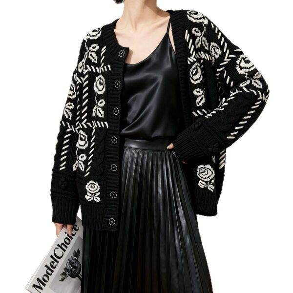 Women's Cardigan Crew Neck Long Sleeve Sweater Manufacturer - MOQ 100 pcs - Style 7184