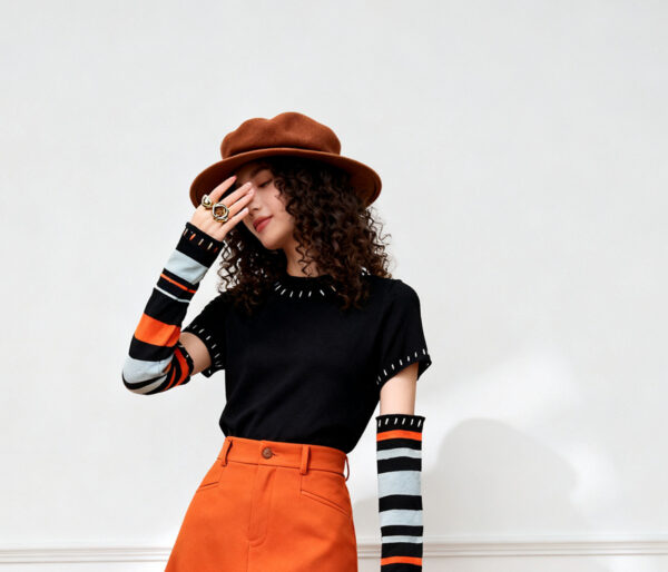 Women's Pullover Crew Neck Long Sleeve Sweater Manufacturer - MOQ 100 pcs - Style 7189