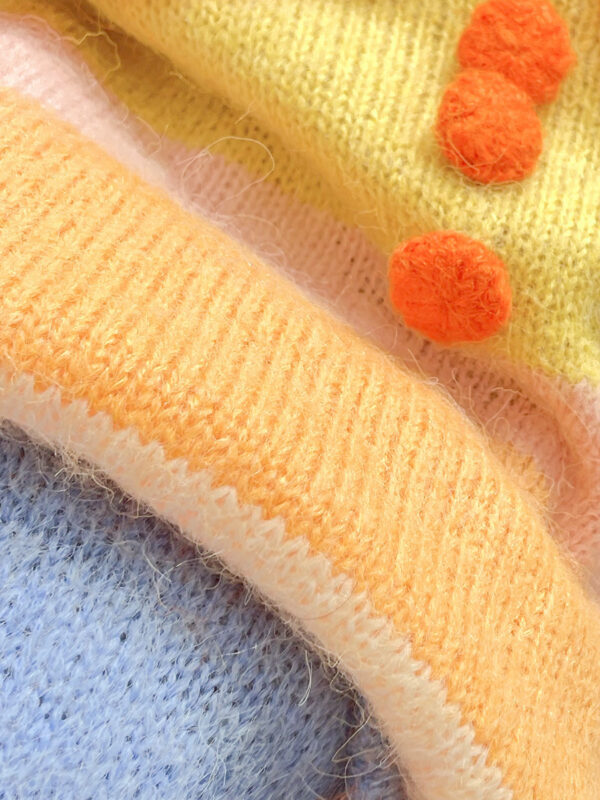 Women's Pullover Long Sleeve Sweater Manufacturer - MOQ 100 pcs - Style 86001