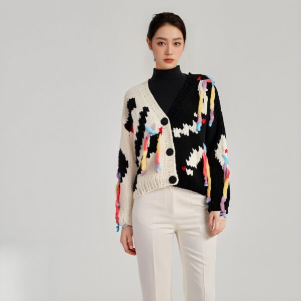 Women's Viscose Fiber Cardigan V Neck Long Sleeve Sweater Manufacturer - MOQ 100 pcs - Style 9004