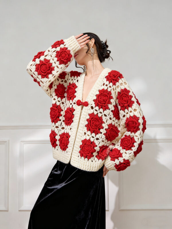 Women's V Neck Long Sleeve Sweater Manufacturer - MOQ 100 pcs - Style 9020