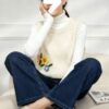 Women's Crew Neck Knitwear Manufacturer - MOQ 100 pcs - Style 9021