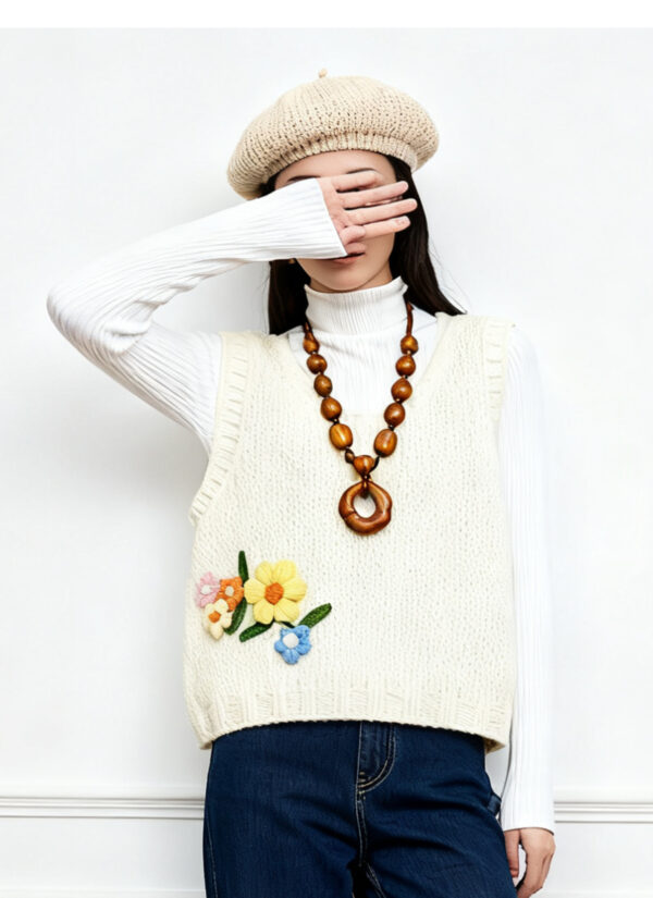 Women's Crew Neck Knitwear Manufacturer - MOQ 100 pcs - Style 9021