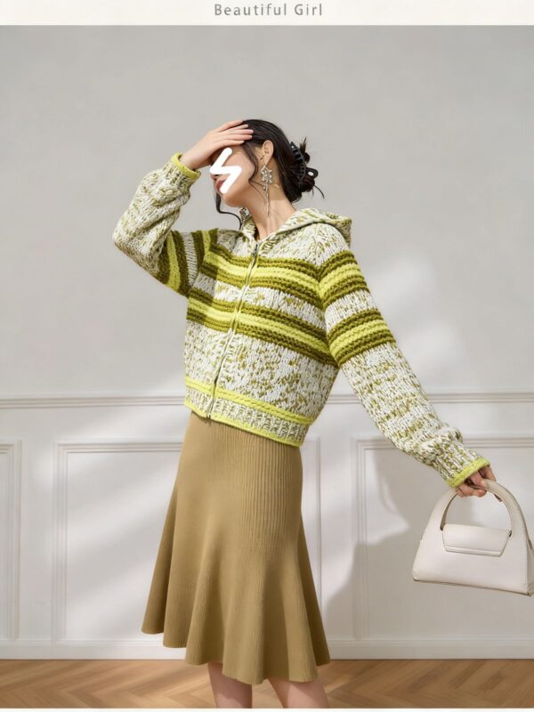 Women's Cardigan Long Sleeve Sweater Manufacturer - MOQ 100 pcs - Style 9033