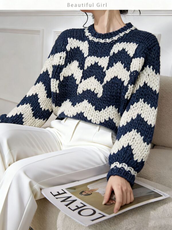 Women's Pullover Crew Neck Long Sleeve Sweater Manufacturer - MOQ 100 pcs - Style 9034